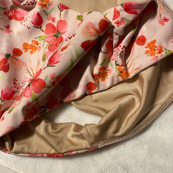 LPA Ruth peach floral bikini from revolve - Picture 9 of 10